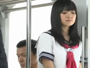 癡漢電車 JK水手服國中女生在高鐵被性侵